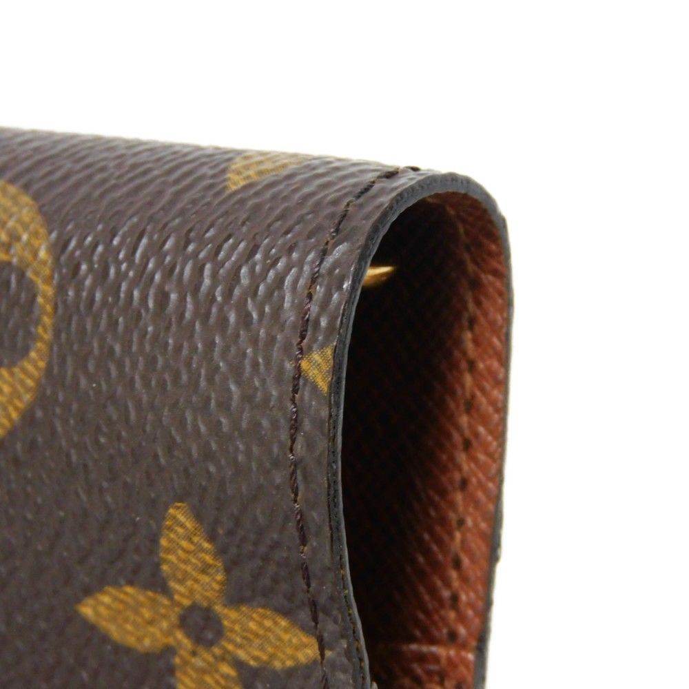 VUITTON