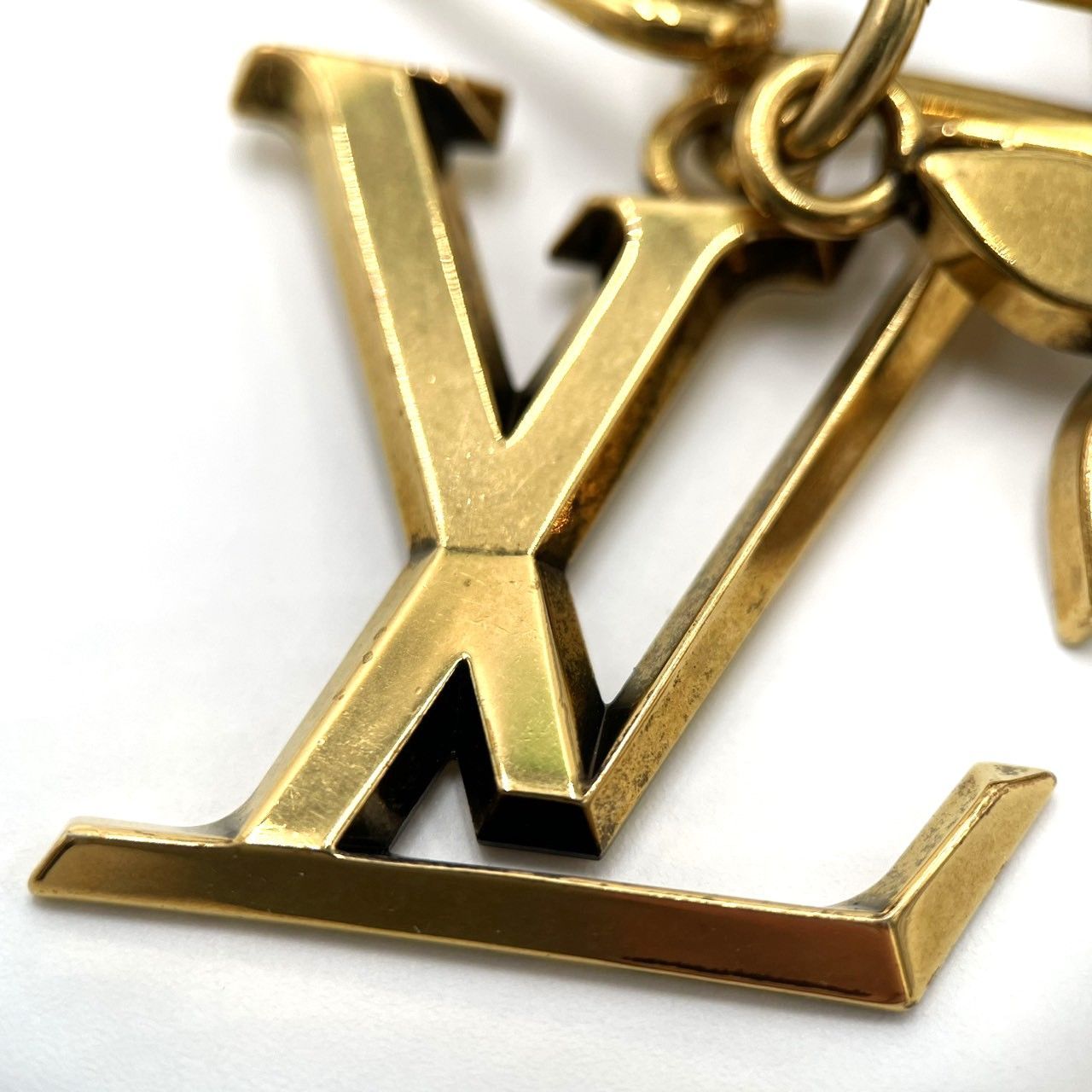 VUITTON