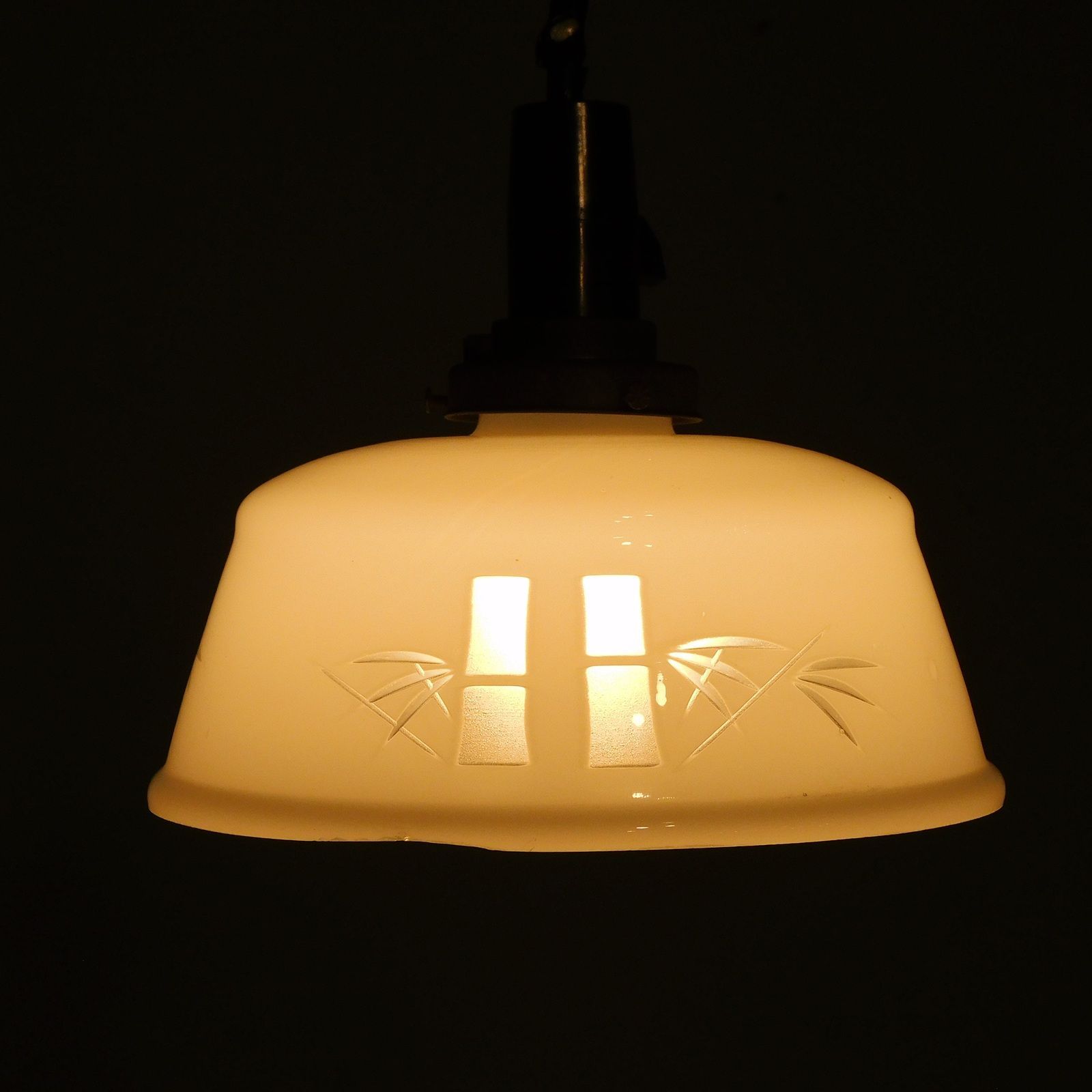 ふるい電笠 乳白ガラス 竹の図 カット HK-a-05614 アンティーク 電傘 ランプシェード ランプセード 照明 シーリングライト