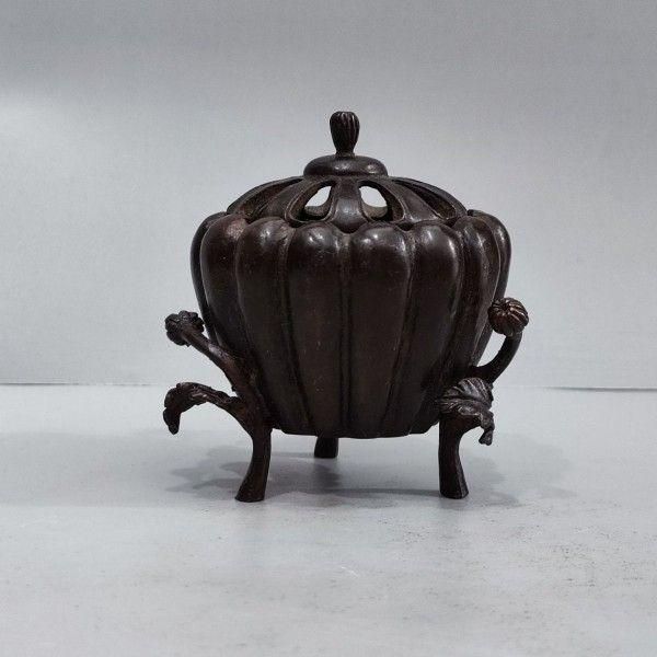 銅製 かぼちゃ灰皿 香炉 装飾品 工芸品 美術品 置物 3点 かぼちゃの 香炉 装飾品 現代工芸品 美術品 置物 銅製 かぼちゃ灰皿
