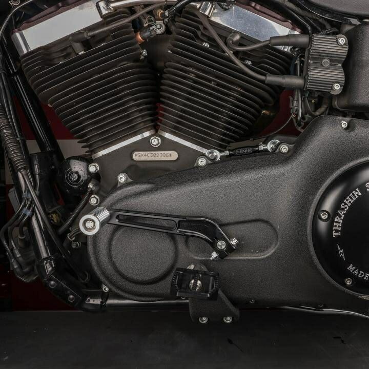 THRASHIN SUPPLY シフトリンケージ 1991〜17年ダイナ 1984〜00年FXR ブラック