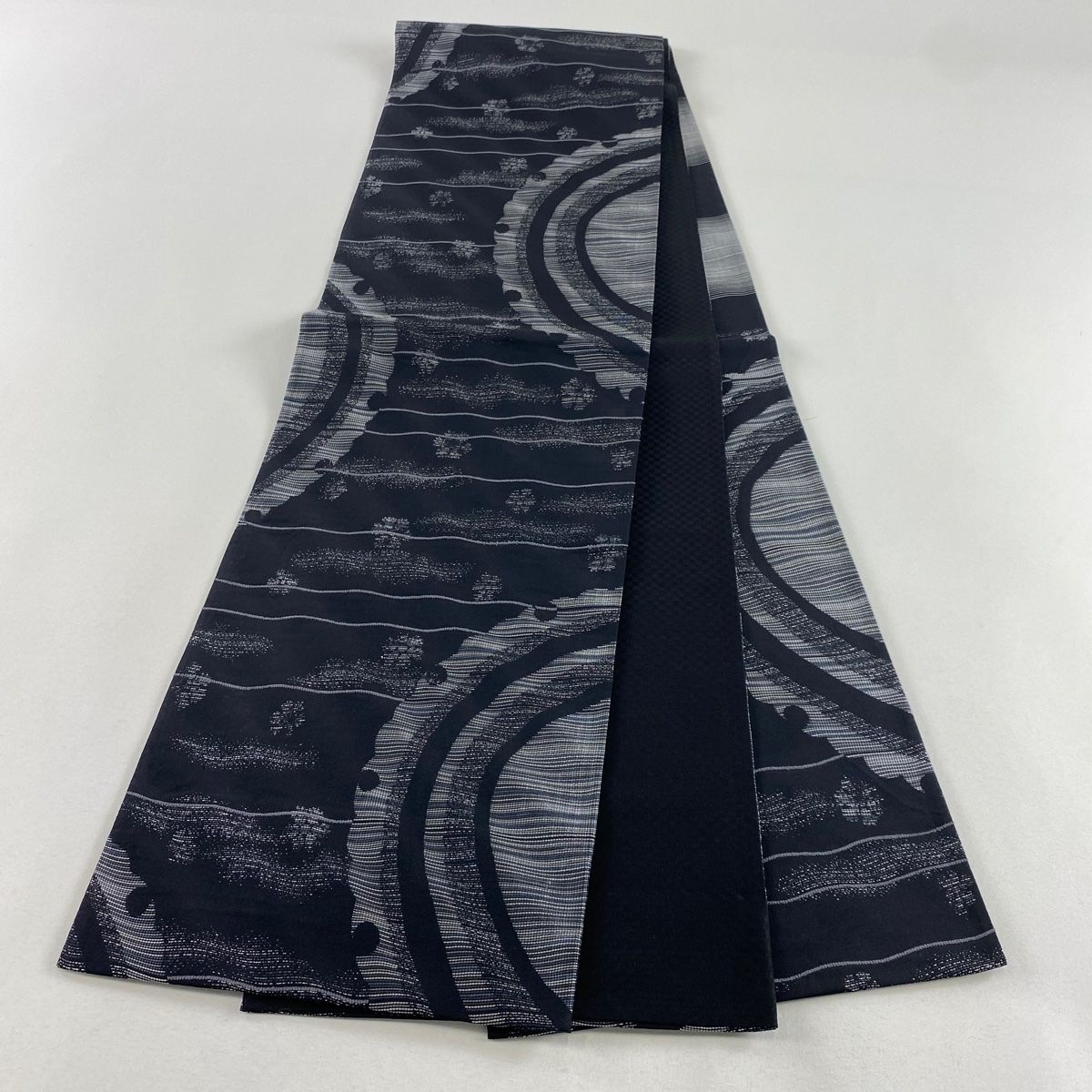 袋帯 美品 名品 松煙染 和紙 雪輪 霞 黒 六通 正絹 【中古】 - メルカリ