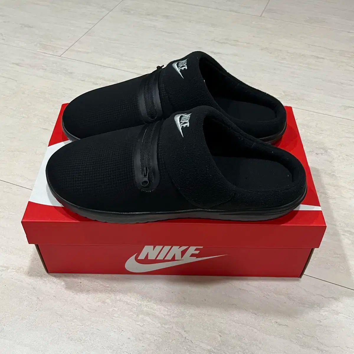 NIKE ナイキ スリッパ