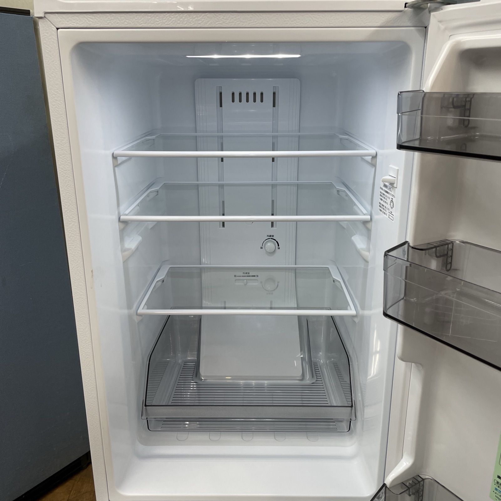R701 ☀️ 名古屋市近郊配送設置無料！ 2023年製の高年式！ TOSHIBA 冷蔵庫 (153L) 2ドア GR-U15BS ⭐ 動作確認済 ⭐  クリーニング済 - メルカリ