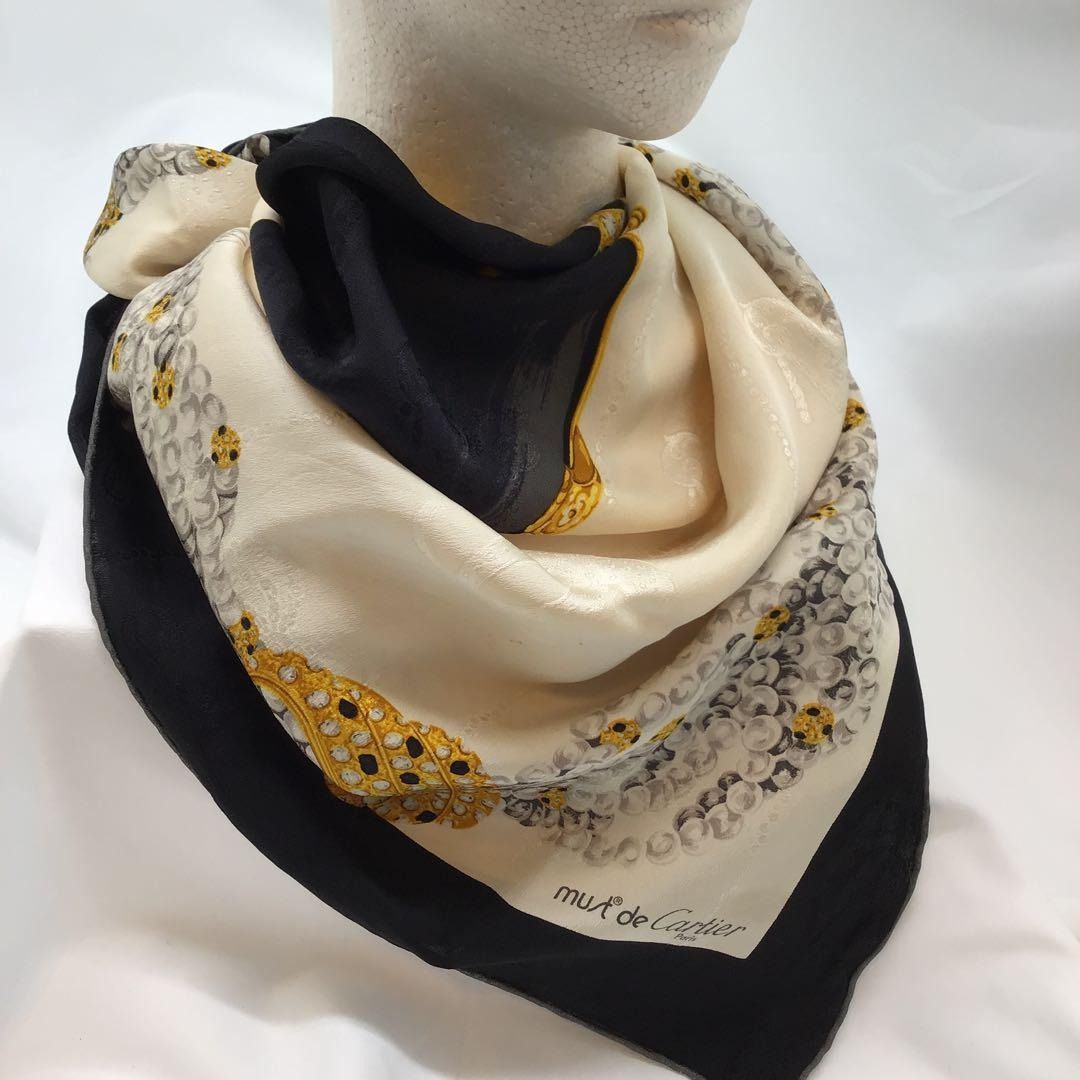 Cartier ヒョウデザイン パンテール シルクスカーフ カルティエ - メルカリ