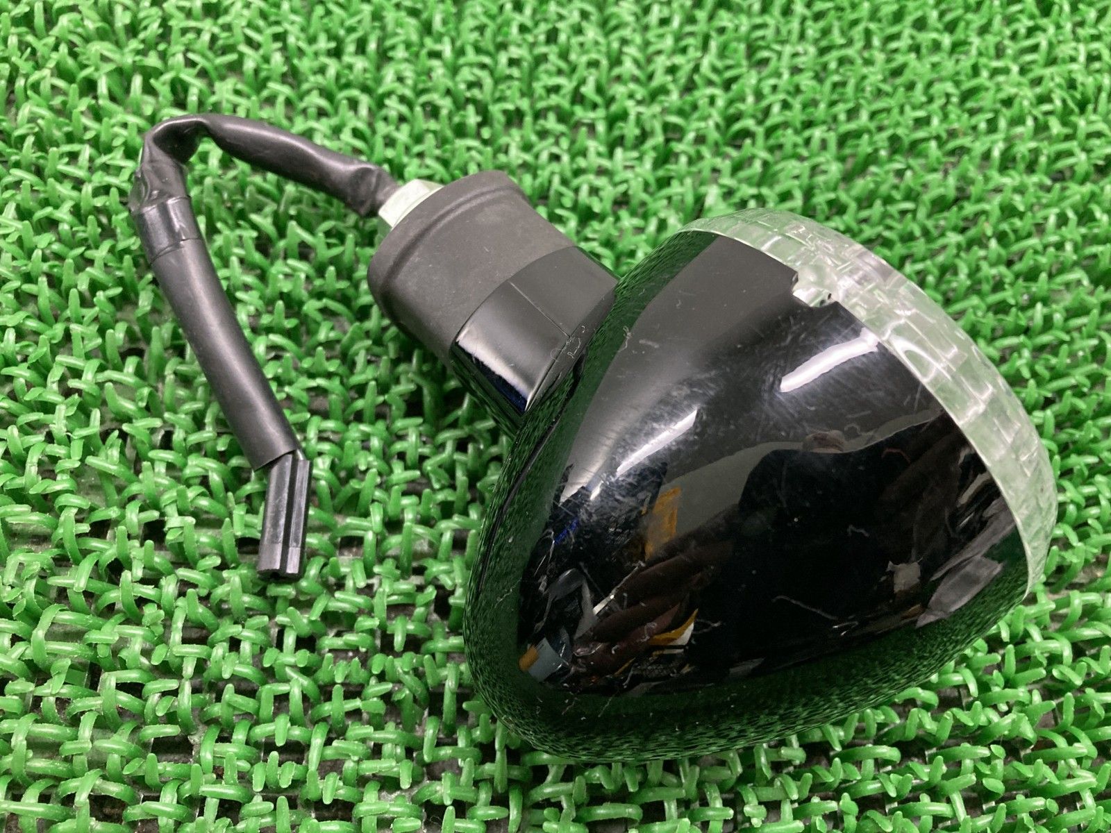 ボルト950 リアウインカー 右 W1321 ヤマハ 純正 バイク 部品 VN04J VN09J BOLT XVS950 割れ欠け無し 車検 Genuine 【中古】 12