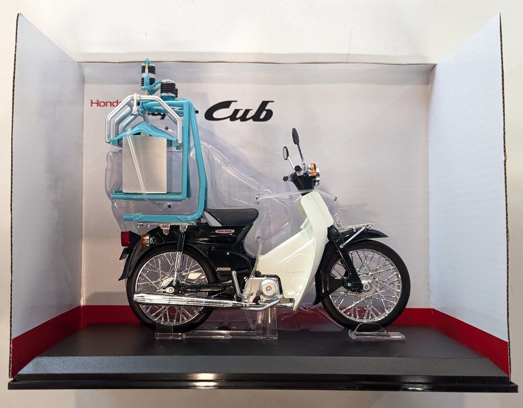 アオシマ 1/12 完成品バイクシリーズ ホンダ スーパーカブ 出前機付