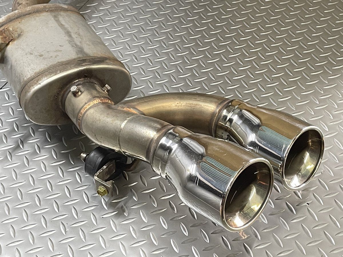 引き取り限定】30ヴェルファイア、アルファードROWEN ステンレスマフラー