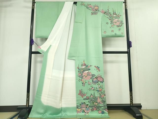 平和屋本店■最高級　城間栄順　本場琉球紅型　訪問着　舞蝶網干花文　若緑色地　高島屋扱い　逸品　DZAA4991kh5 平和屋本店□最高級 城間栄順 本場琉球紅型 訪問着 舞蝶網干花文 若