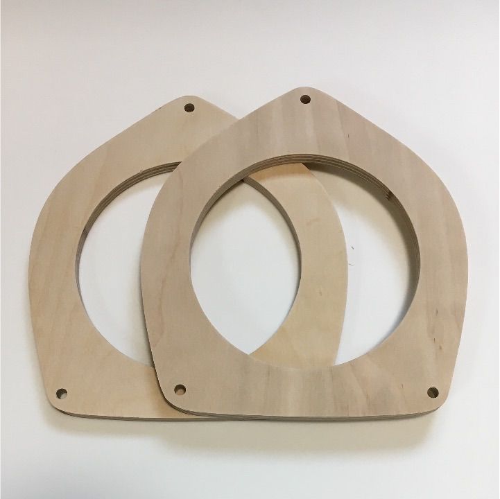 大好評！トヨタ200系ハイエース用 バーチ積層合板インナーバッフル16cm