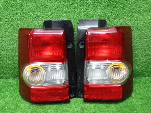 ダイハツ　L575S/L585S　コンテ　前期　テールレンズ　左右セット　20503　230208018