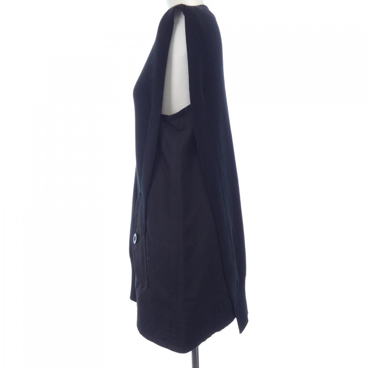 サカイ SACAI