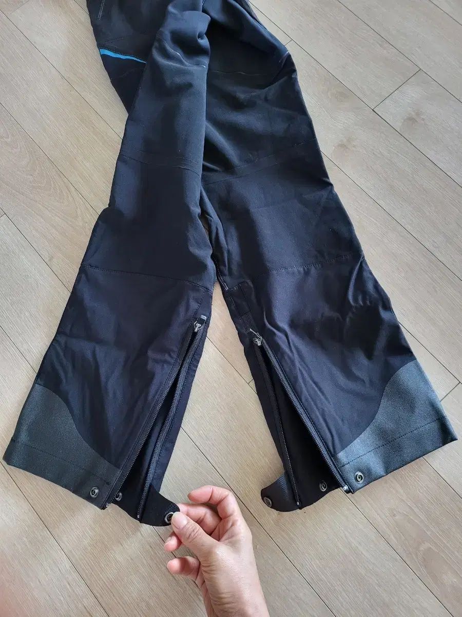 MONTURA(モンチュラ) 女性用パンツ XS MONTURA(モンチュラ) 女性用パンツ XS
