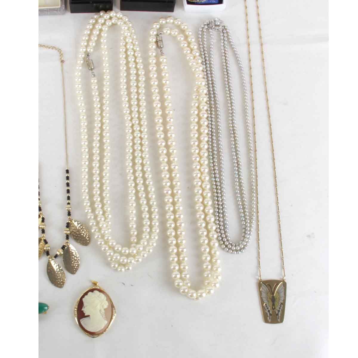 珊瑚アクセサリーまとめ/ネックレス/ブローチ/指輪/チャーム/サンゴ