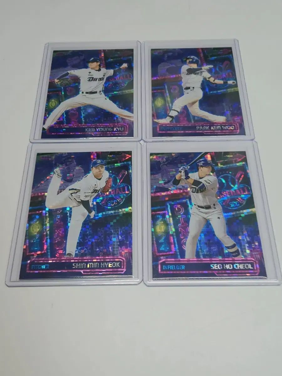 【雷市場（ポンジャン）商品韓国直送】 バッチ) 2024 scc kbo カーボン nc ネオン カード