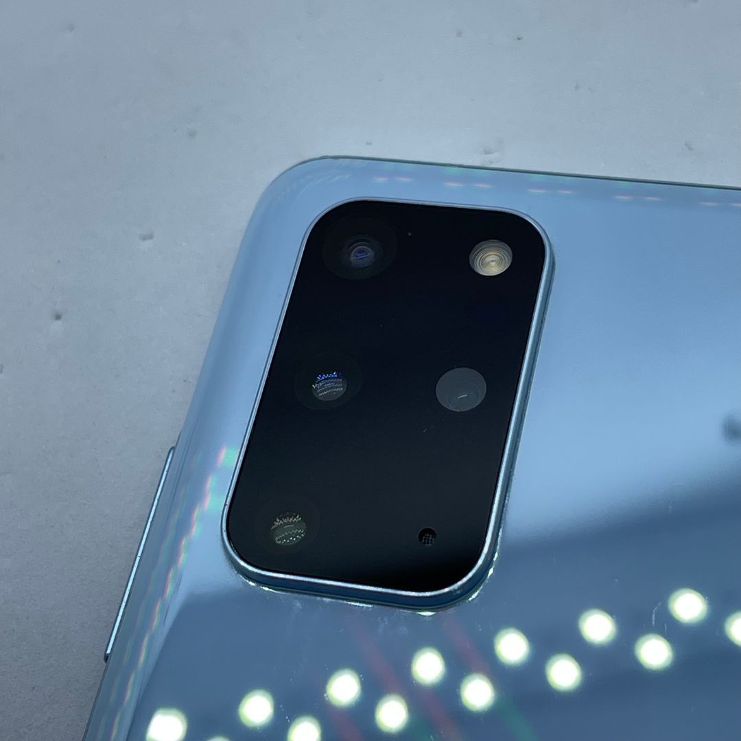 ☆【中古品】au Galaxy S20+ 5G SCG02 クラウドブルー SIMロック解除済  