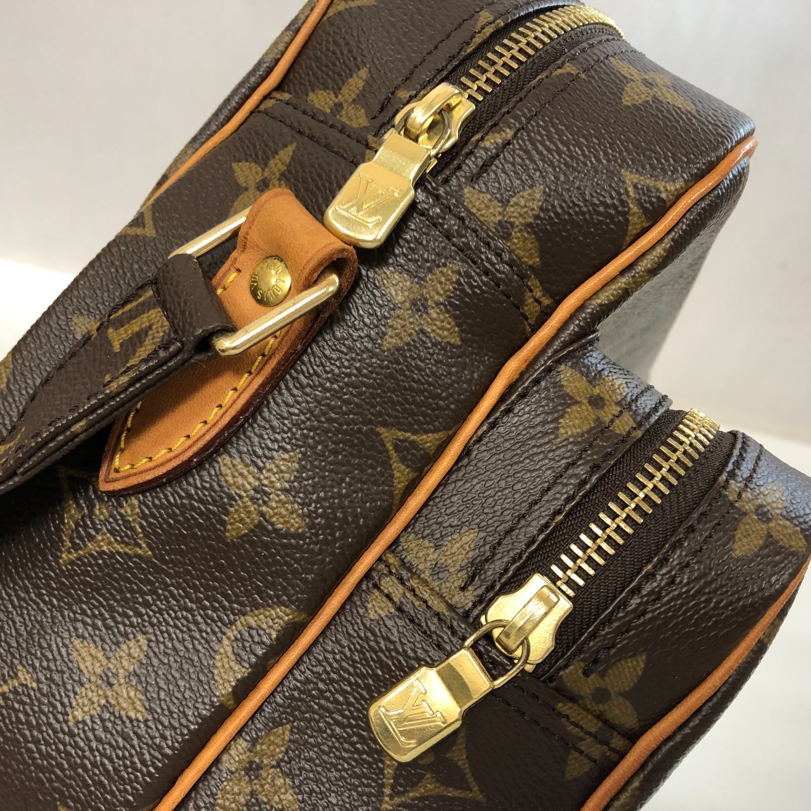 ルイヴィトン ショルダーバッグ 斜めがけショルダー レディース ナイル  