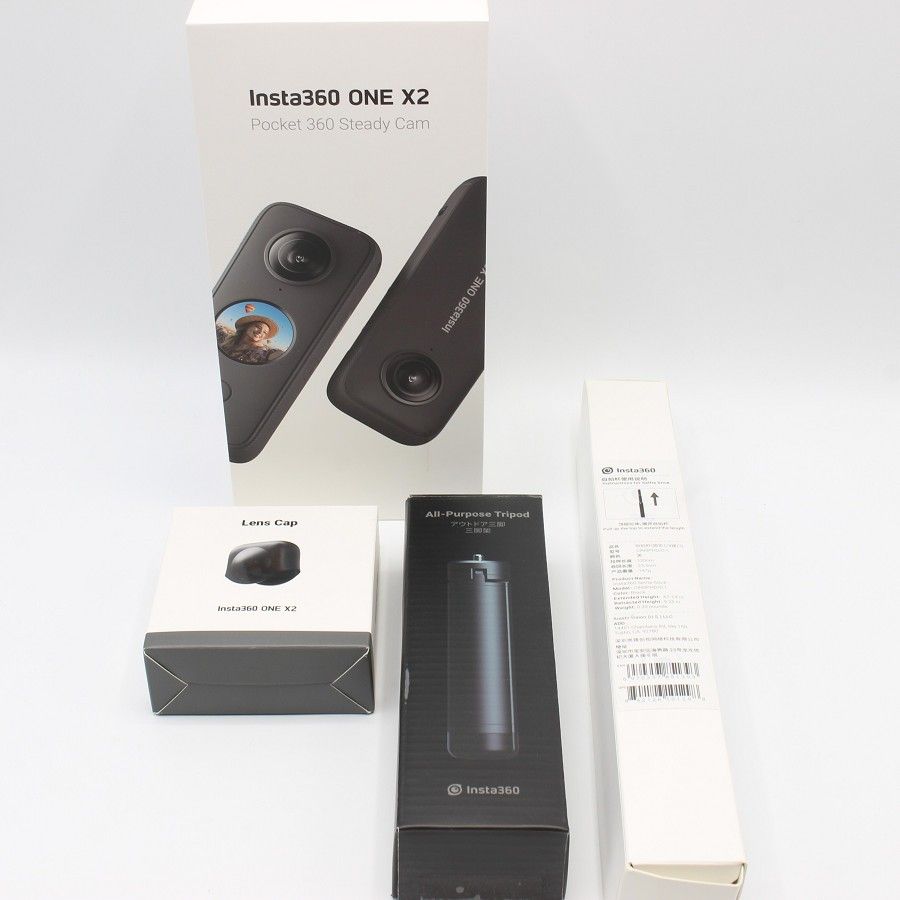 美品】Insta360 ONE X2 CINOSXX/A アクセサリー付き 360度カメラ 美品】Insta360 ONE X2 CINOSXX/A アクセサリー付き 360度カメラ