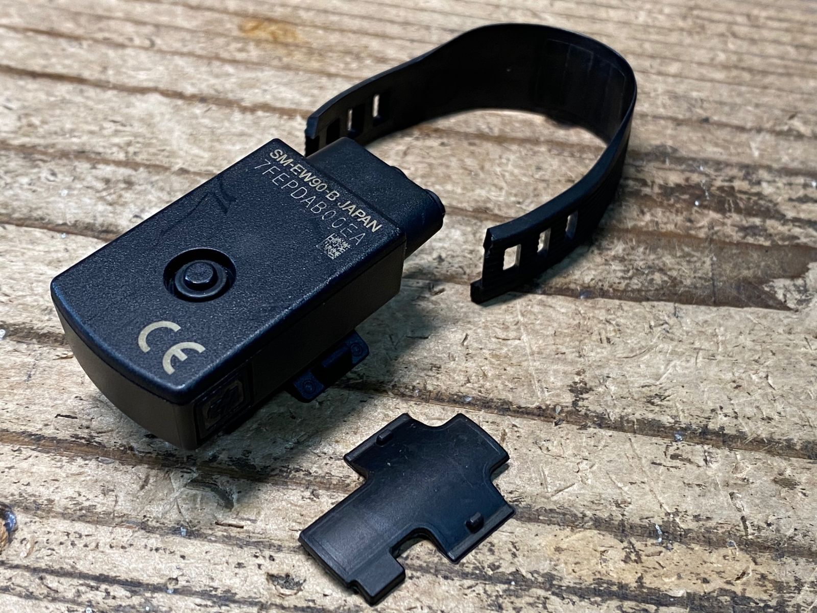 IU690 シマノ SHIMANO SM-EW90-B Di2 電動 ジャンクションA 5ポート 接続確認済み