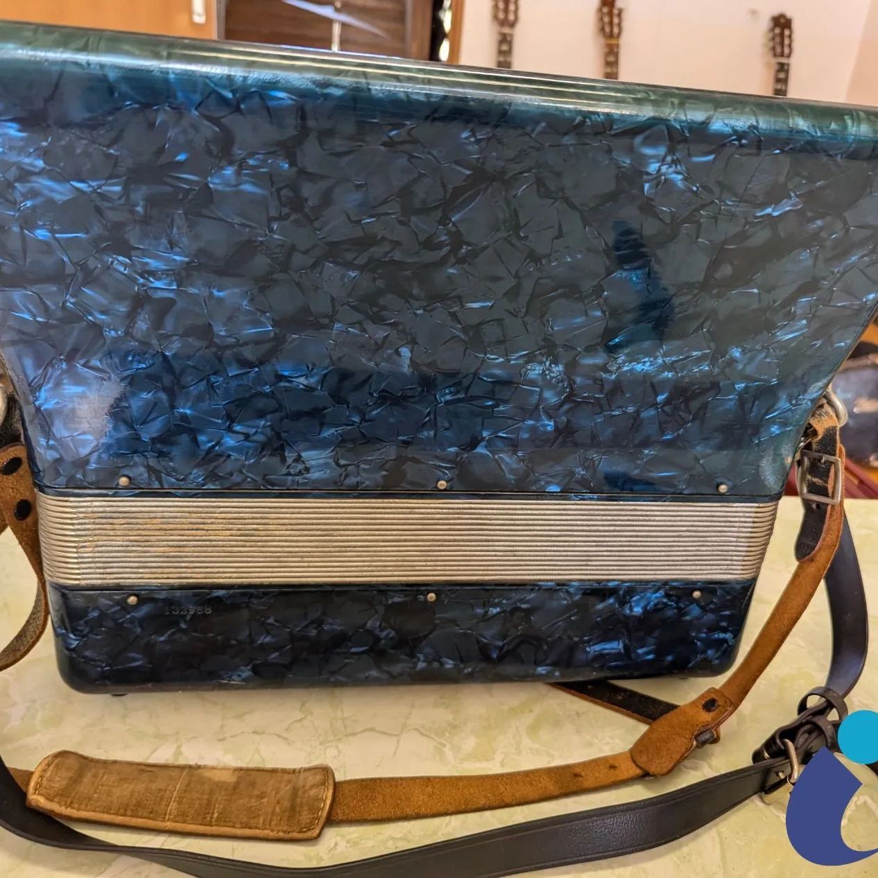 【YAMAHA TENOR 32 アコーディオン】ケース付き YAMAHA Accordion T-32B Tenor Blue 32 Keys Operation