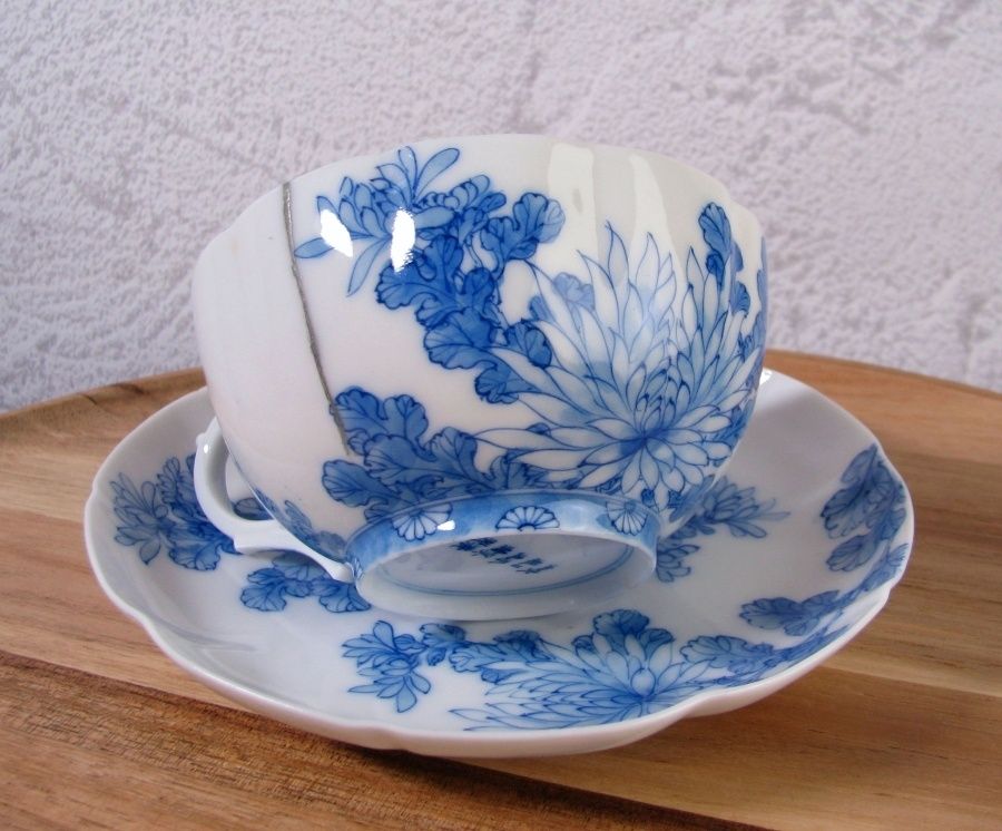 美濃焼名工 加藤五輔製 明治輸 カップ＆ソーサー No7 エッグシェル 菊文 25J032