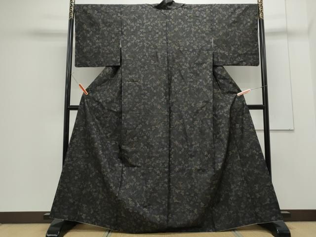 平和屋着物●本場大島紬　9マルキ　斜縞　久野織物特選　黒地　さが美扱い　証紙付き　正絹　逸品　未使用　AAAV7048zg 平和屋着物○本場大島紬 9マルキ 斜縞 久野織物特選 黒地 さが美扱い