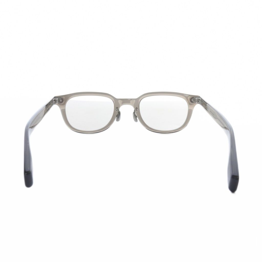 アイヴァン EYEVAN