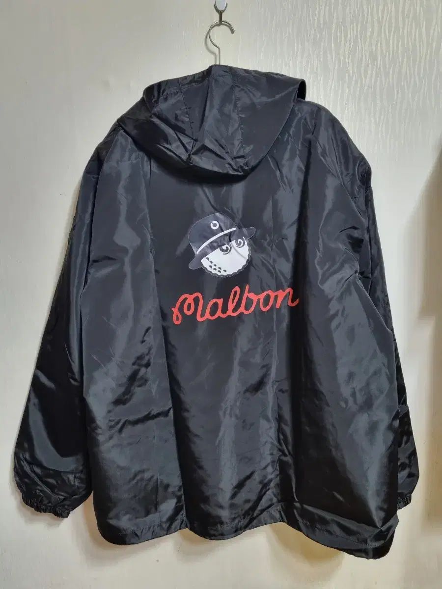 マルボンゴルフ ブラック WHO ウィンドブレーカー ジャケット オーバーサイズ 肩幅 75