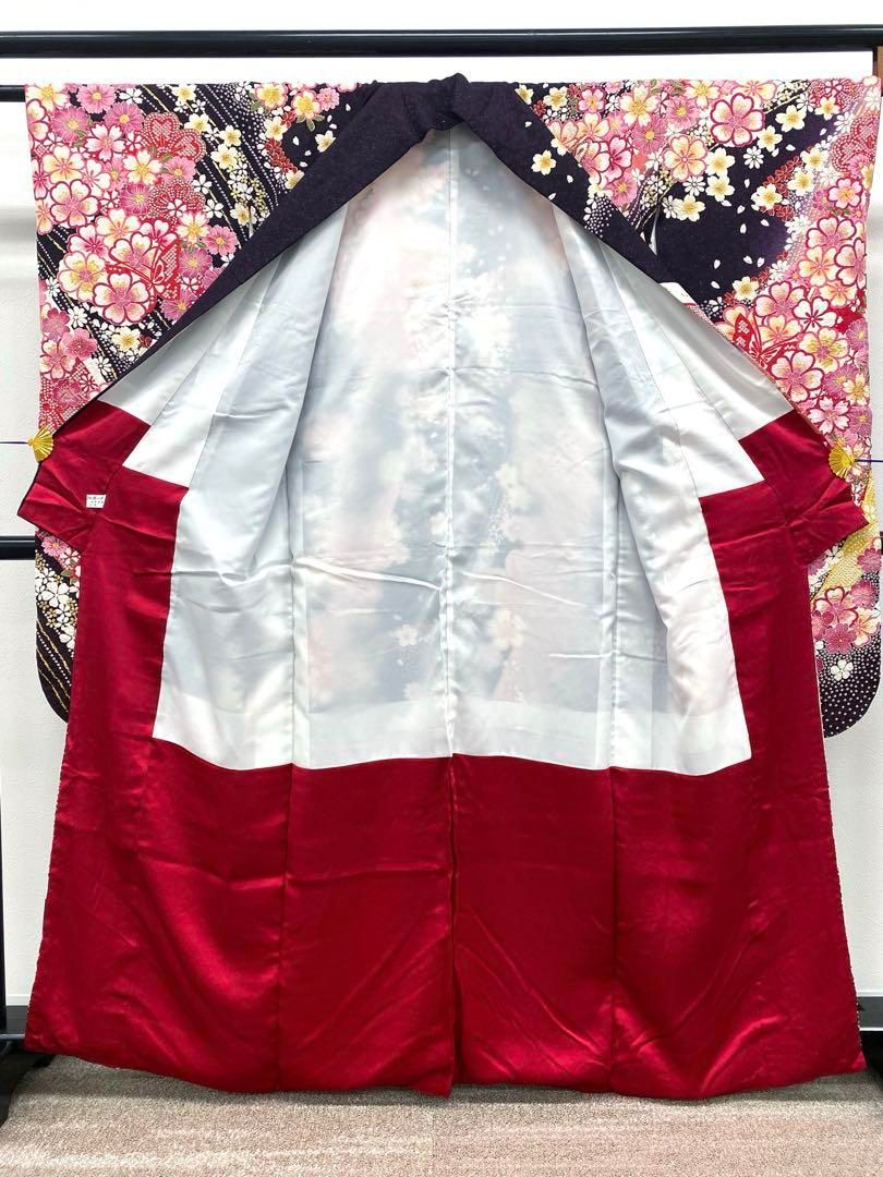 振袖 金駒 金彩 相良刺繍 絞り 銀通し 蝶 桜 身丈159cm 撥水加工済 