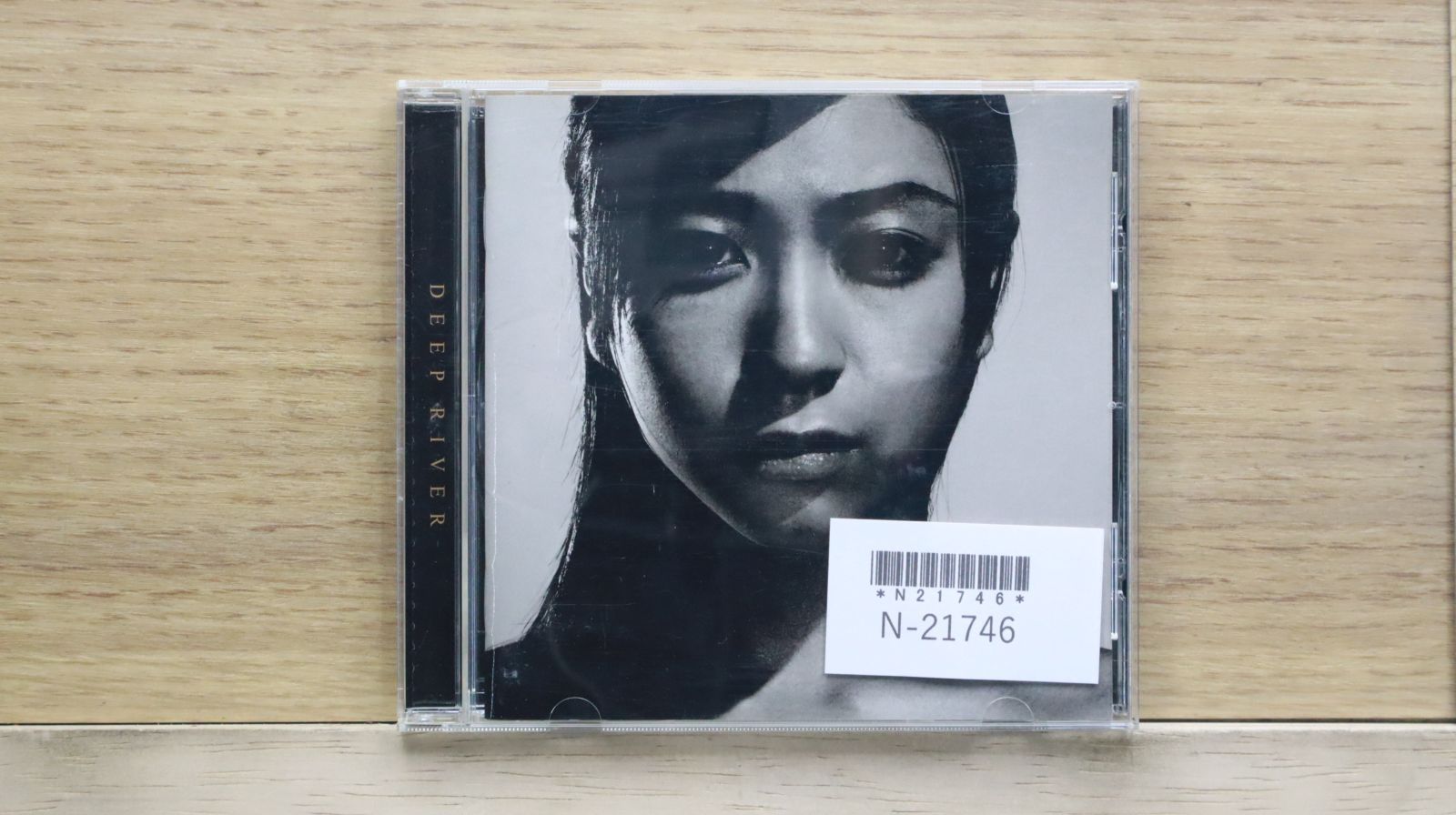 国内盤CD☆宇多田ヒカル/Hikaru Utada□ Deep River 【TOCT24819