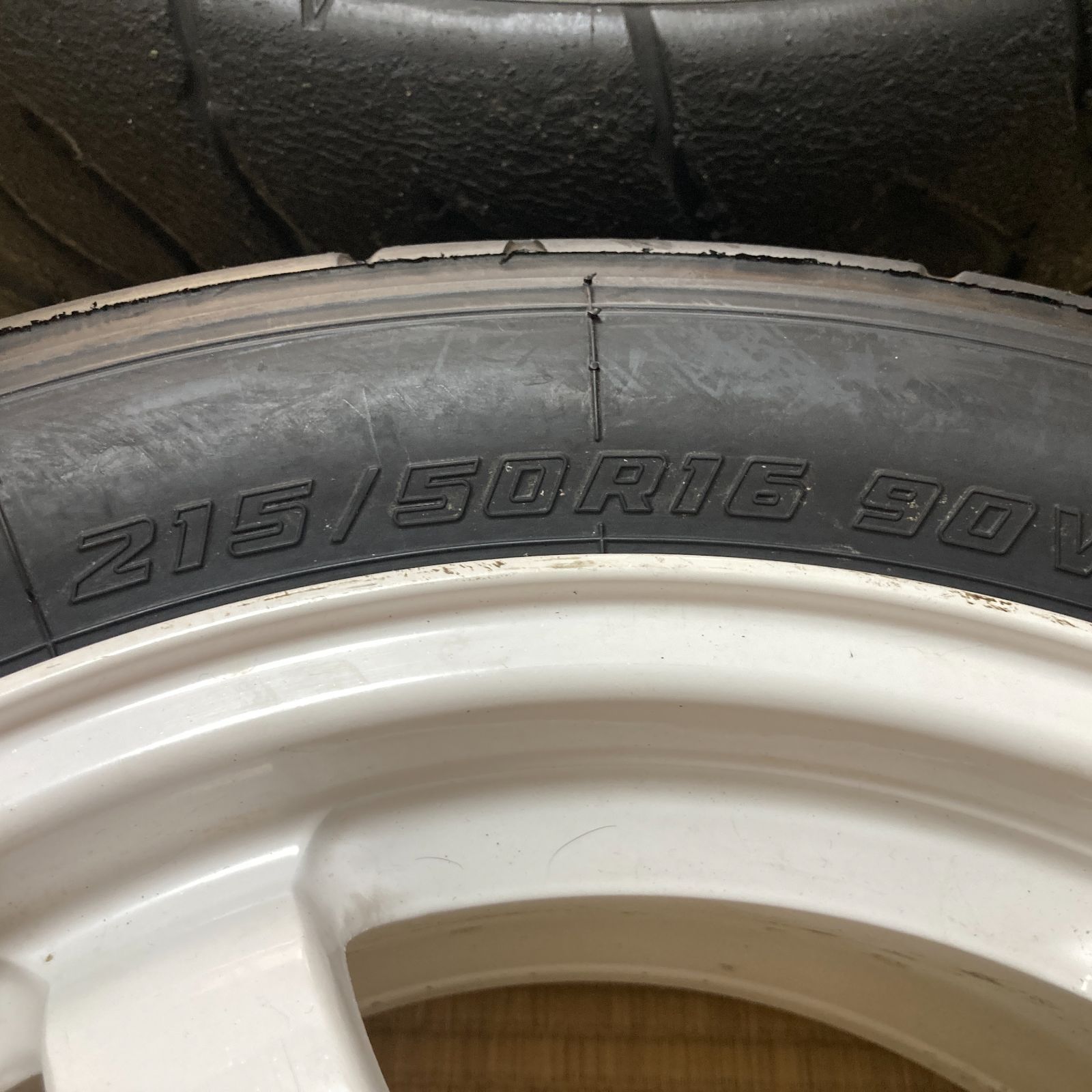 アルミホイール A050