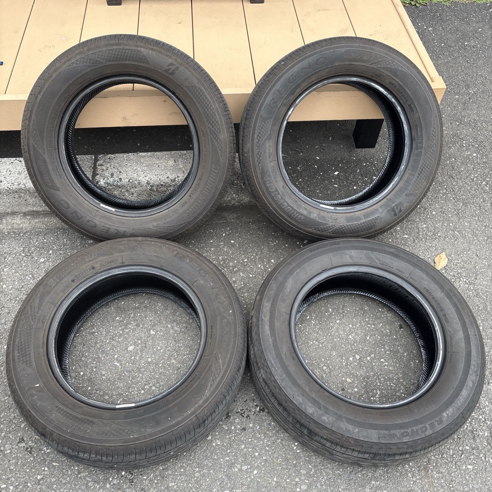 バリ溝 BRIDGESTONE REGNO レグノ 195 65R15