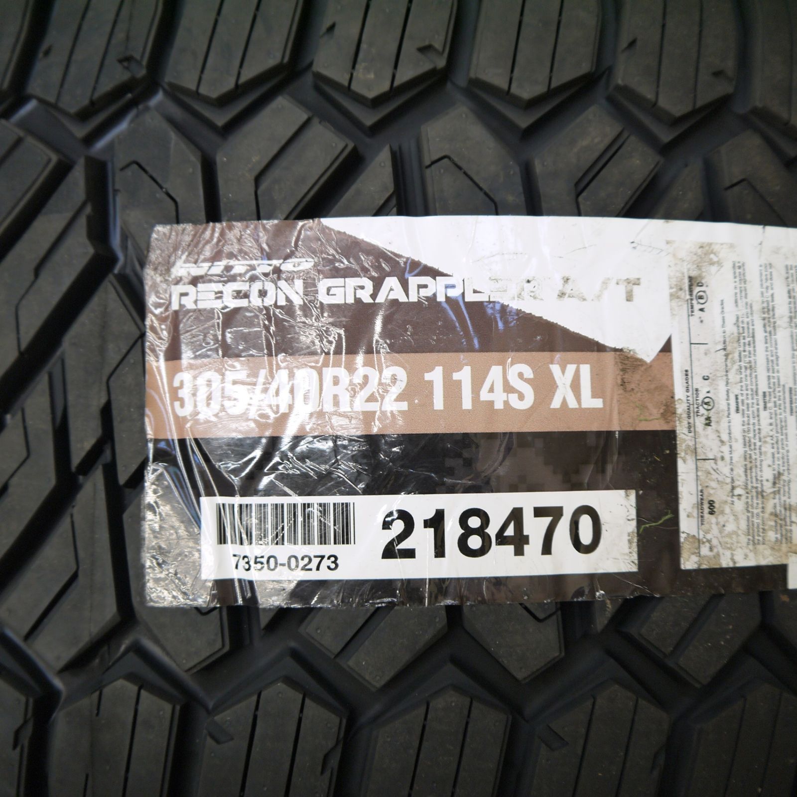 24年 1本 305 40R22 ニットー RECON GRAPPLER A T タイヤ 22インチ ランクル 100 200 等 5081807Hノタ