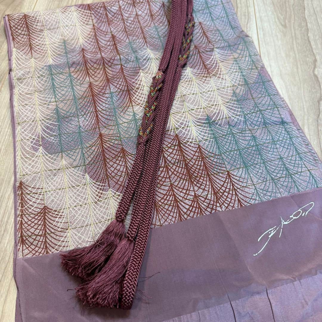 赤茶 コシノヒロコ