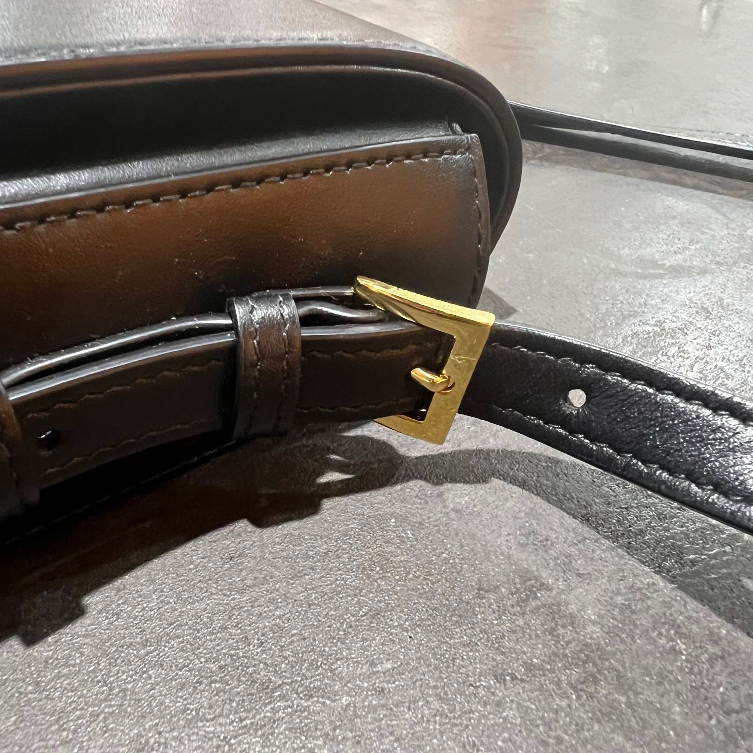 BURBERRY GRACE SM ボックスショルダーバッグ 鞄
