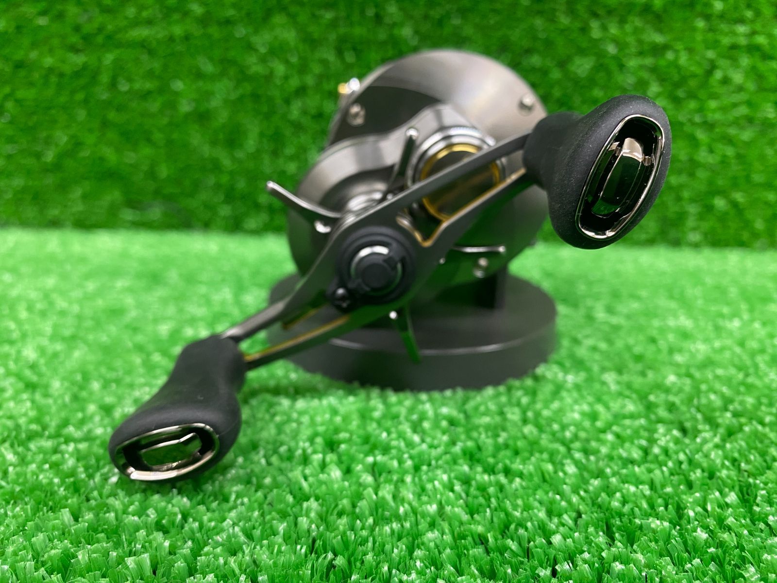 SHIMANO カルカッタ コンクエスト BFS XG LEFT 23 カルカッタコン