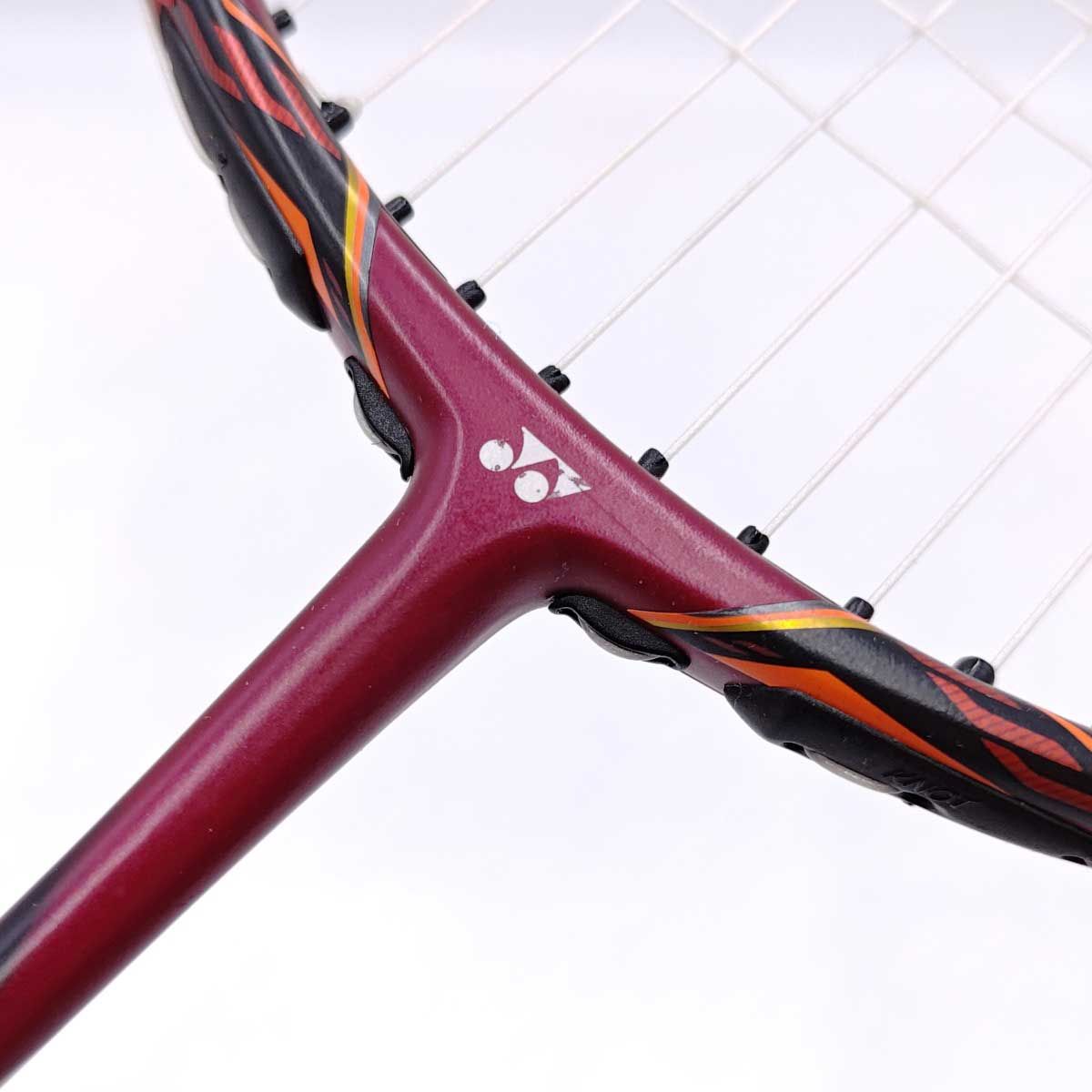 Voltric 80 E-Tune バドミントンラケット 3UG5 ボルトリック80 Eチューン VOLTRIC 80E-tune 3UG5 Voltric 80 E-Tune