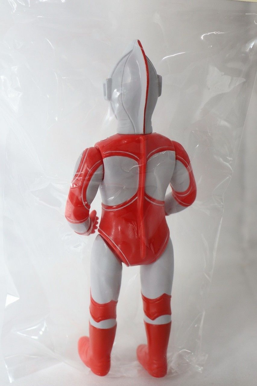 ブルマァク 帰ってきたウルトラマン 赤手袋 ソフビ