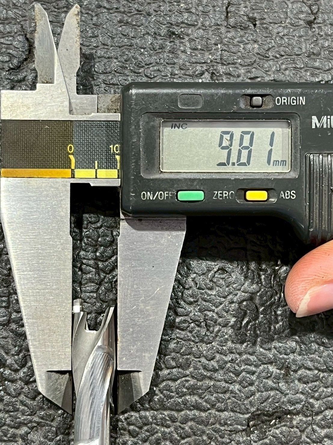 残り1点 京セラ KYOCERA SS12-DRC100M-3 10.00～10.49 ドリル スローアウェイドリル チップ 旋盤加工 Lathe CNC h ers turning centers S-7