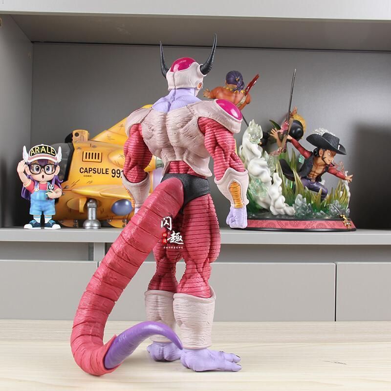 フィギュア