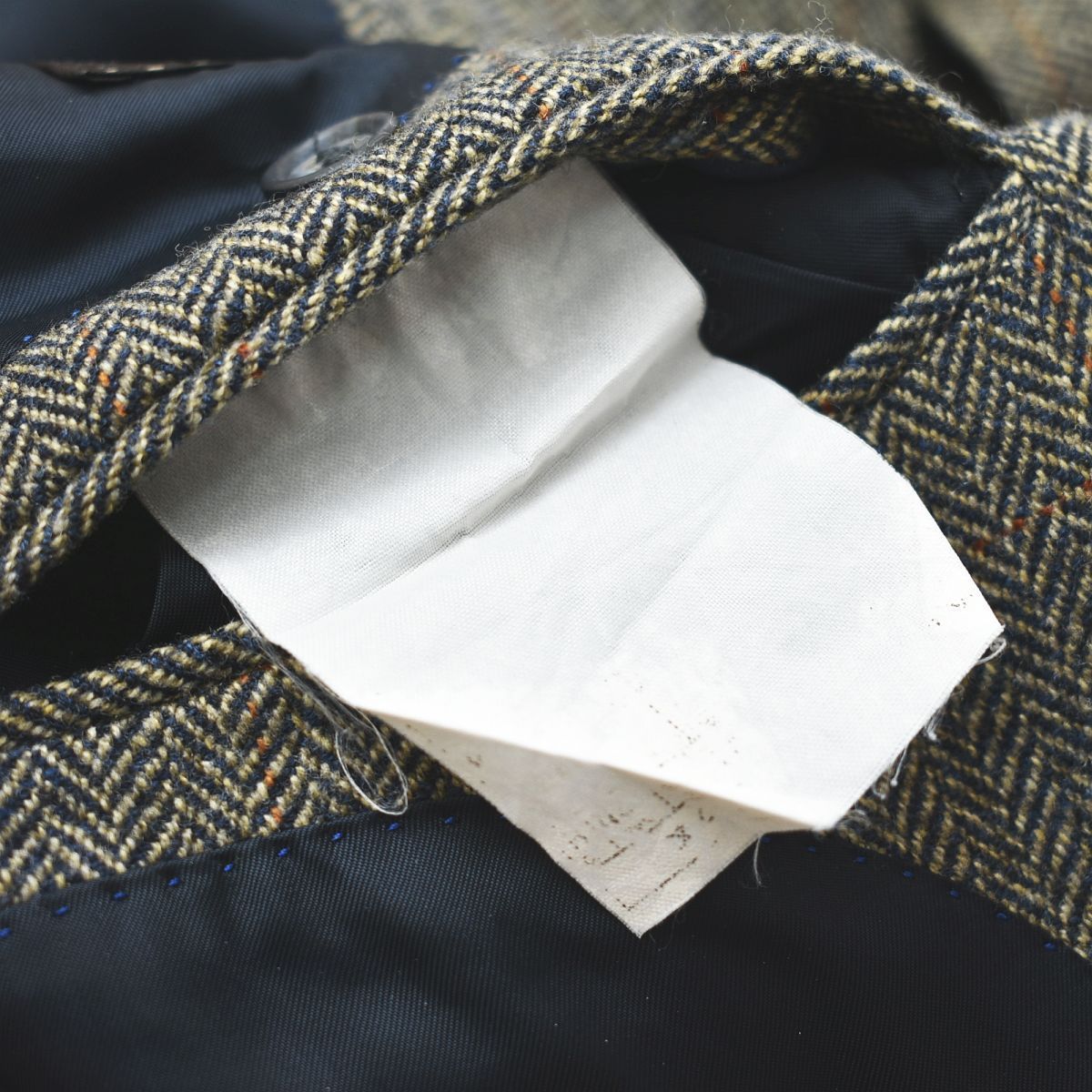 dunhill　カシミア100%　ヘリンボーン柄　美品 dunhill カシミア100% ヘリンボーン柄 美品 - メルカリ