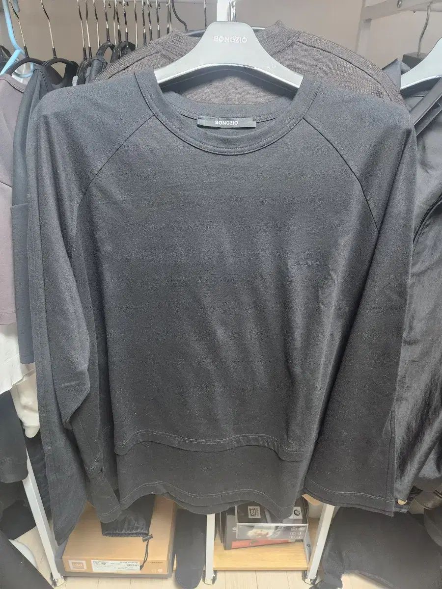 ソンジオ オム エンブロイダード イェロー刺繍 半袖 48 パーティー向け 結婚式対応