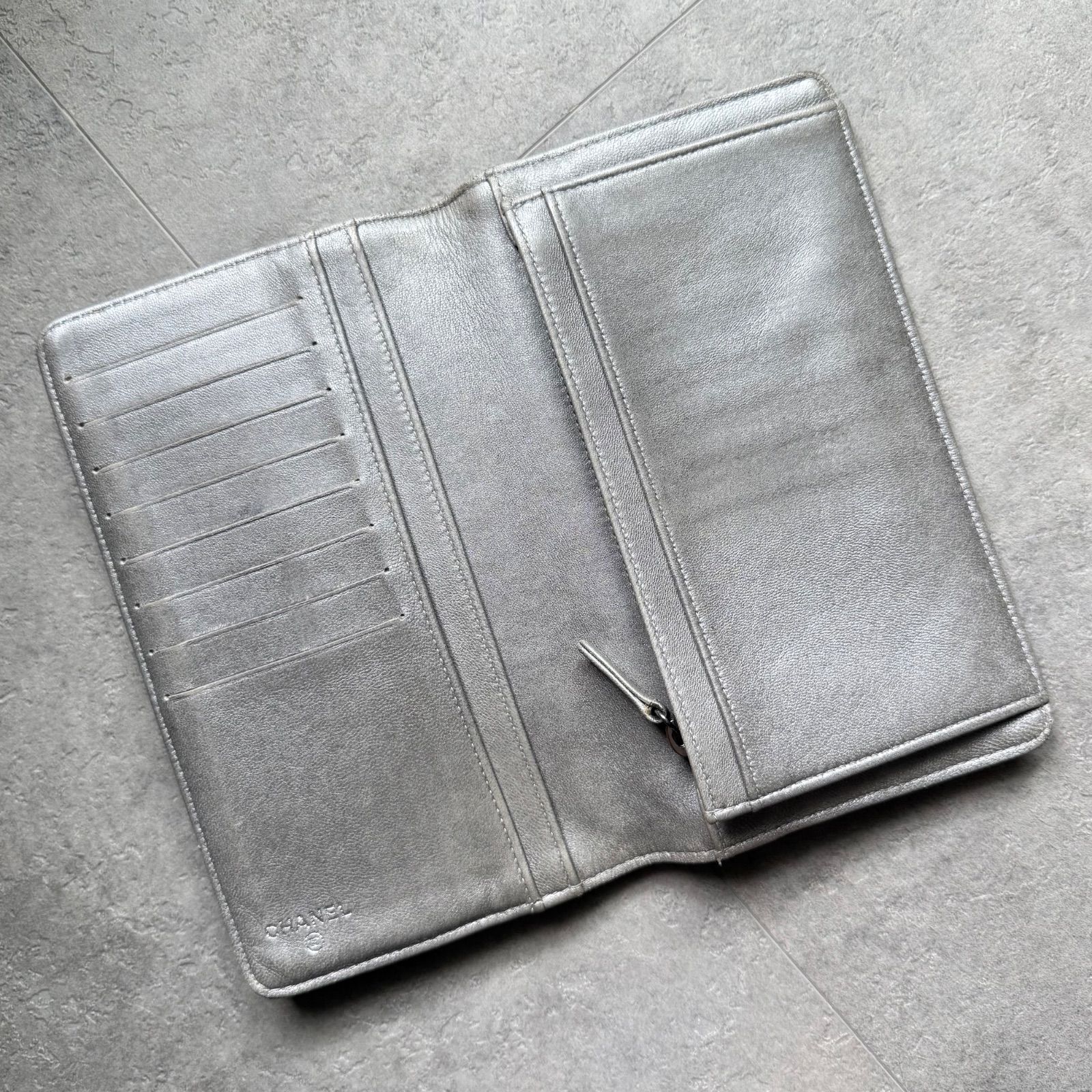 CHANEL シャネル カメリア ココマーク 二つ折り財布 レザー ロング