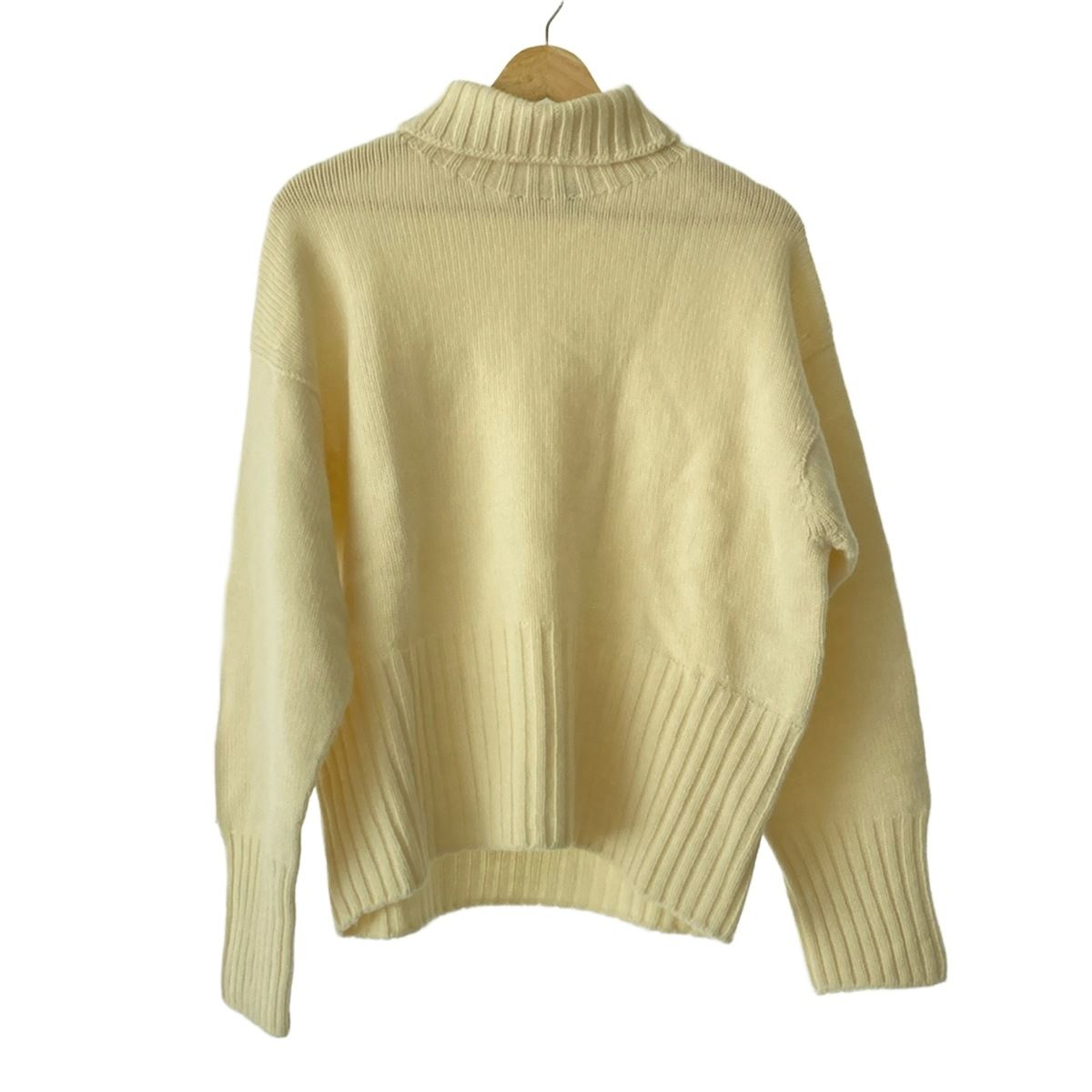 SLOBE IENA 長袖　ロゴ　ニット　スローブイエナ　美品　セーター SLOBE IENA(スローブイエナ) 長袖セーター レディース美品