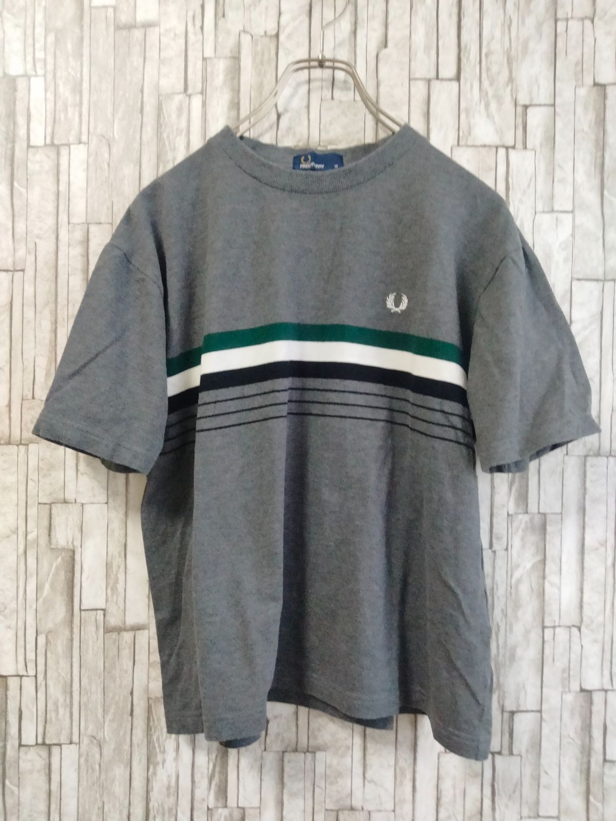 FRED PERRY　フレッドペリー　レディース　Tシャツ　グレー　サイズ　M