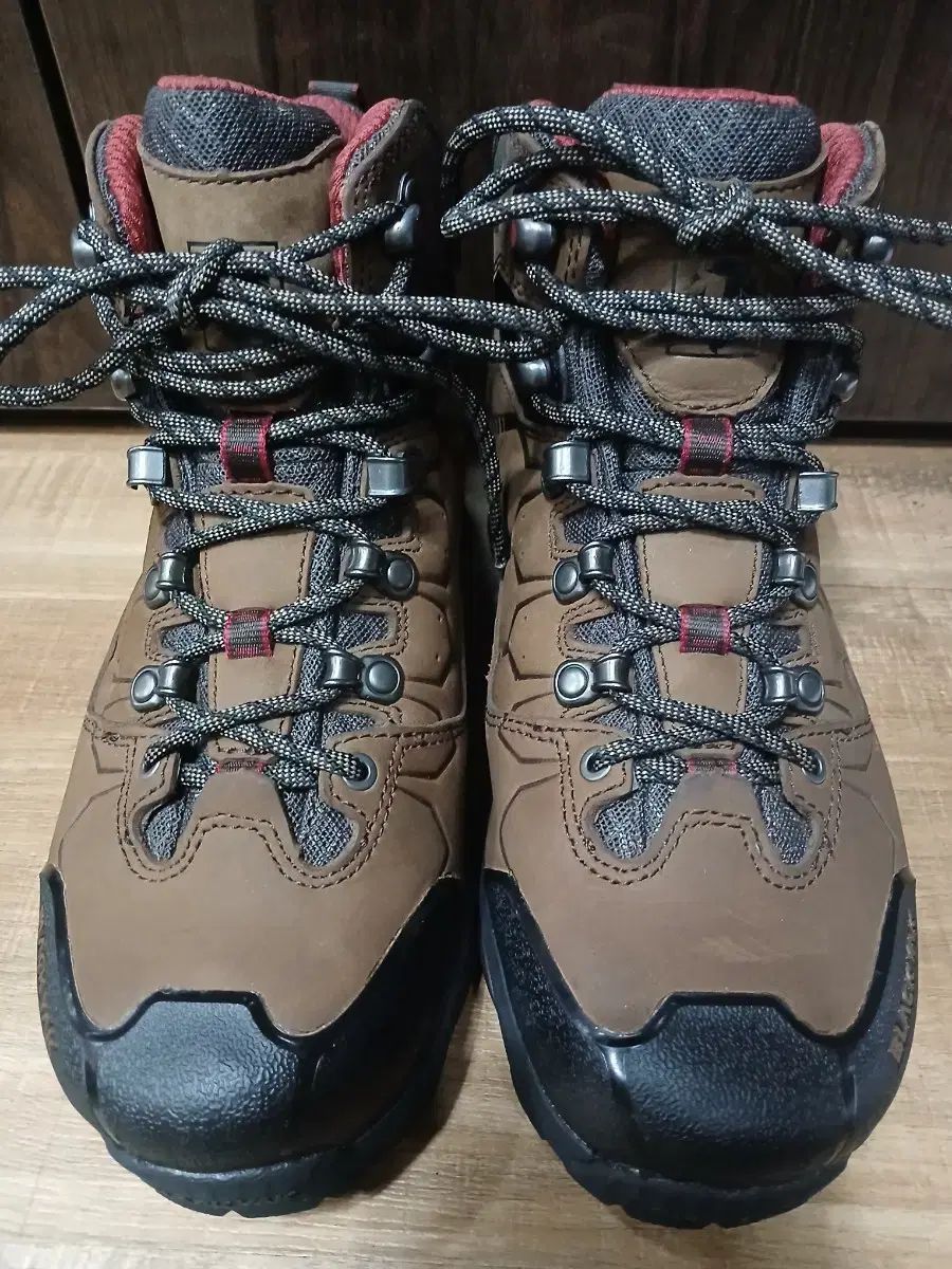 BLACK YAK ブラックヤク 登山靴 ゴアテックス ブラウン 250mm WWW_NOITHATQUANGTHANH_NET