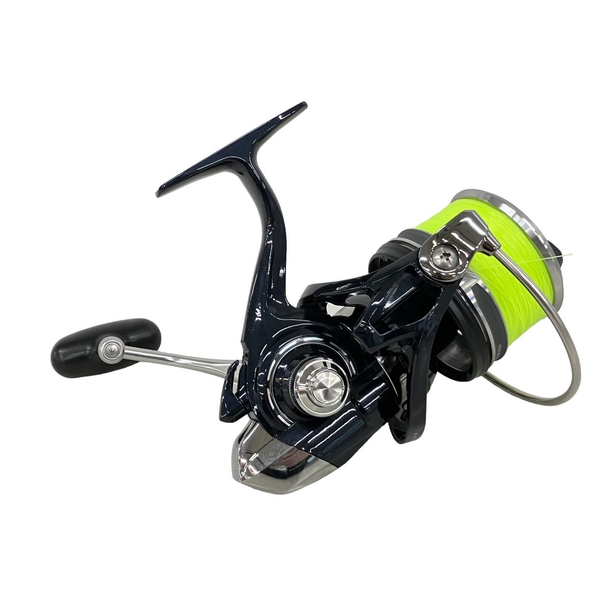 DAIWA（釣り） 【動作保証】DAIWA ダイワ 黒カーボンSS 4500遠投 スピニングリール リール 釣具  K8972410