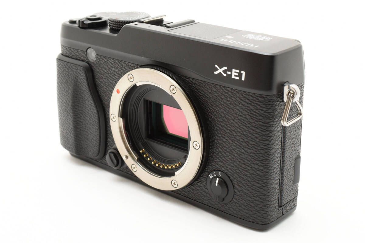 ☆極上美品☆ FUJIFILM X-E1 ボディ ブラック