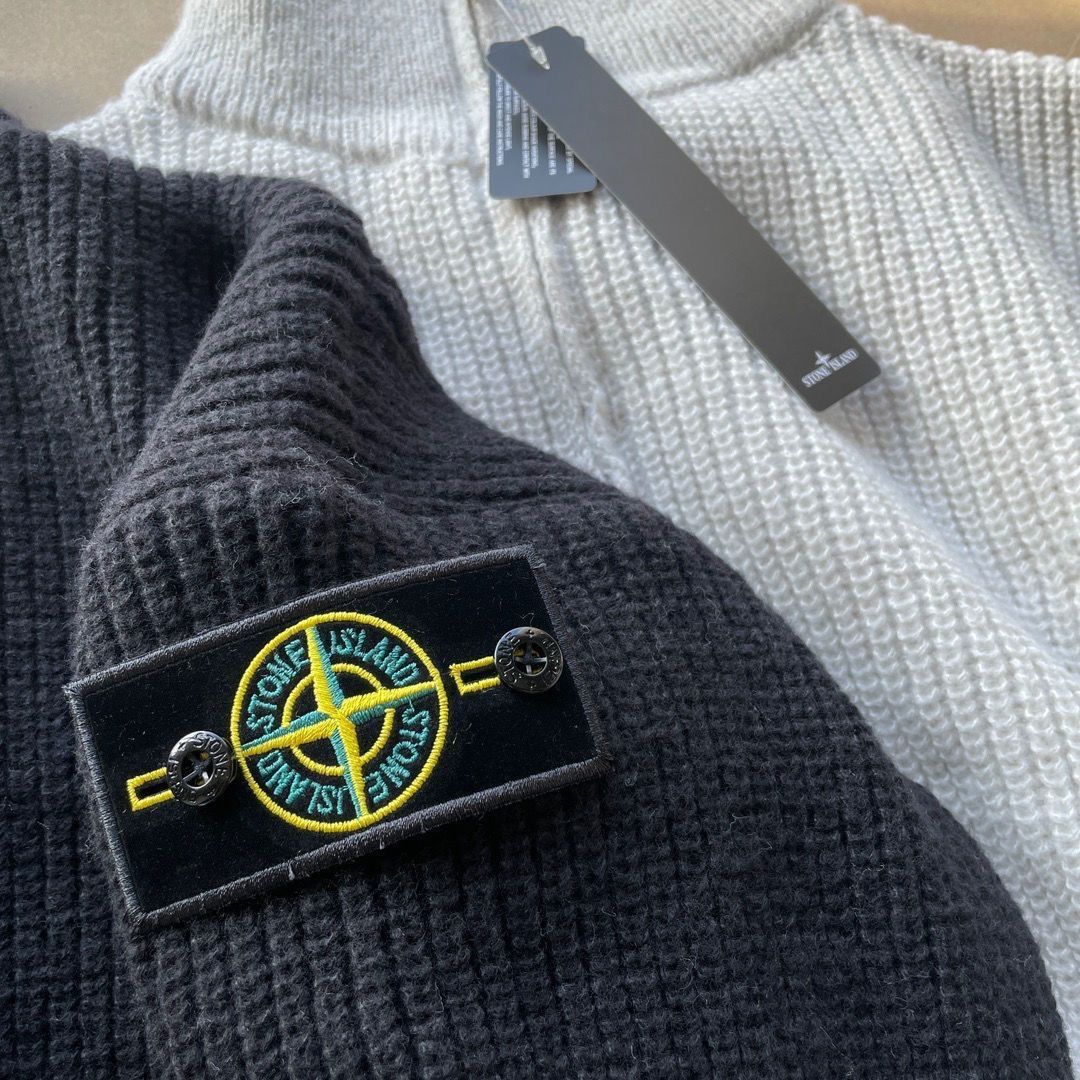 人気 STONE ISLAND ストーンアイランド　ニットジャケト