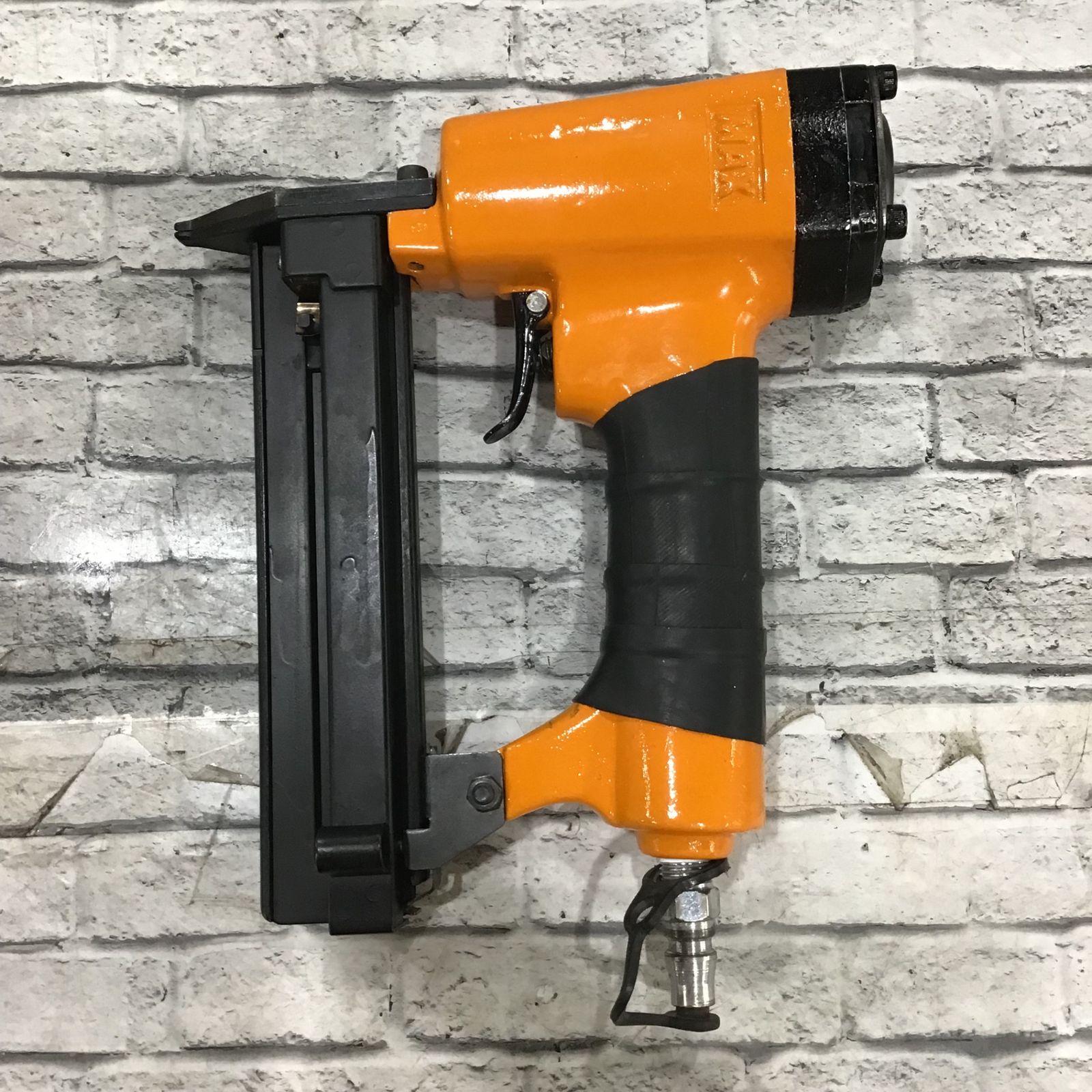 マックス(MAX) 常圧フィニッシュネイラ 型式不明 TA-35A/F35MOと思われます【川口店】